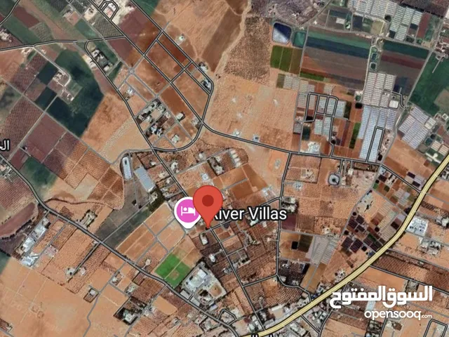 ارض على شارعين في  الغبية_ام ا لعمد ،سكن فلل ،فرصة لبناء فيلا .