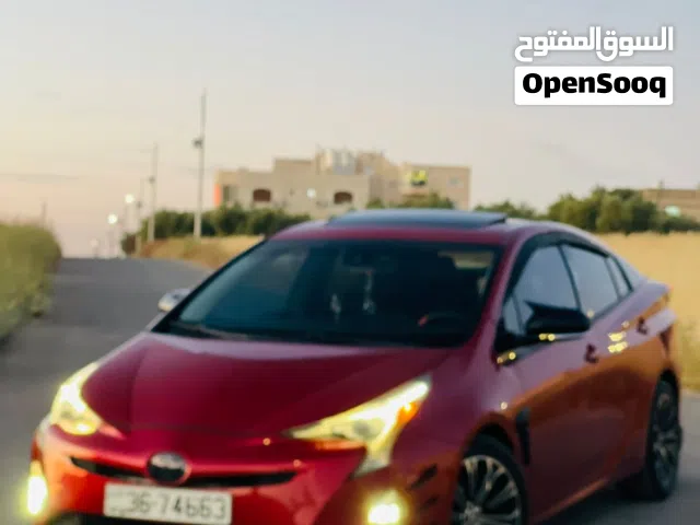 2017 تويوتا بريوس Prius