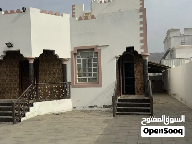 منزل طابق ارضي سعال