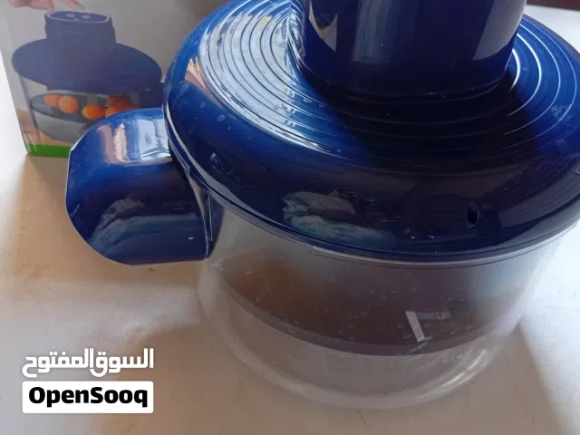 آلة تقشير الخضروات