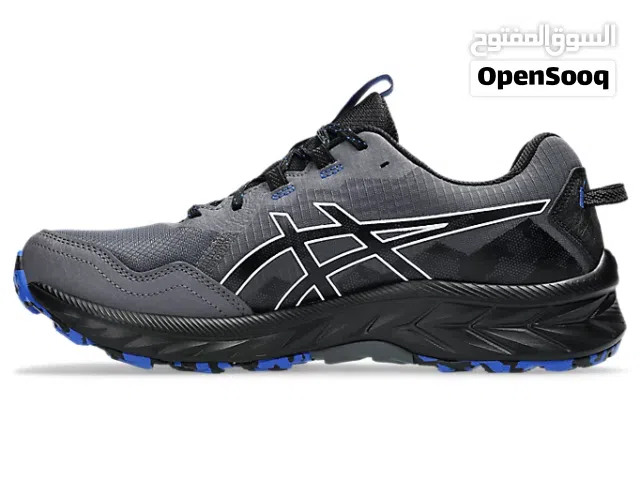 بوت ASICS رياضي