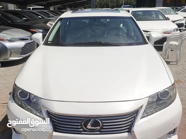 2014.lexus Es350 limited full option import From USA....