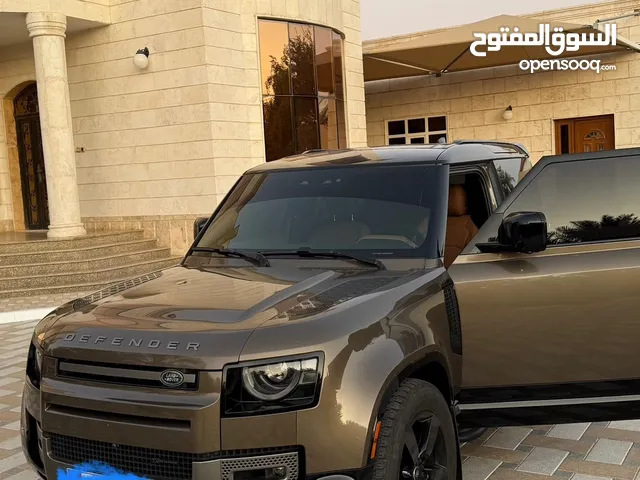 Used Land Rover Defender in Al Ain