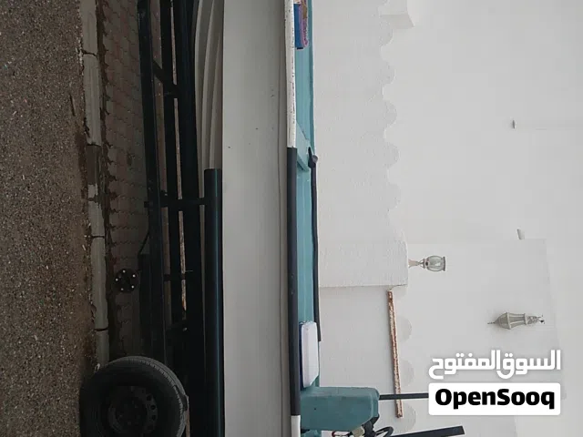 قارب 23 مع ملكيه وعربه  اقراء الوصف