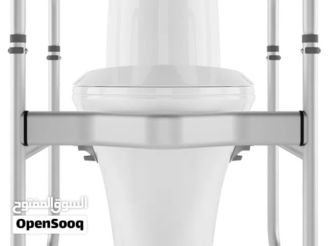 مسند حمام غربي نوعين، الاول ارضي والثاني تعليك