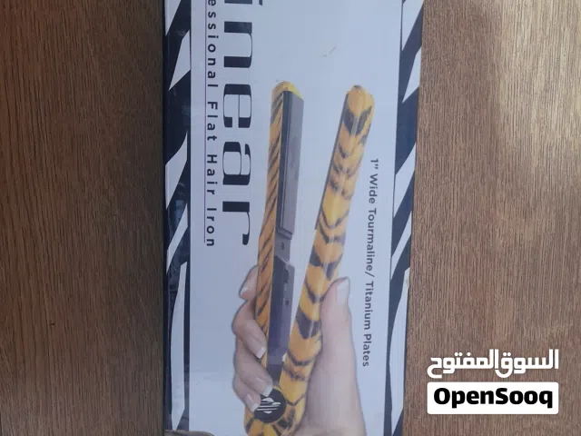 ستريتر للشعر (للنساء) جديد الماركة Linear اللون نمري جميل جدا