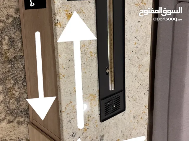 طاولة فاير بليس ايطالي ( تفصيل ) للبيع الجهاز مع الطاولة