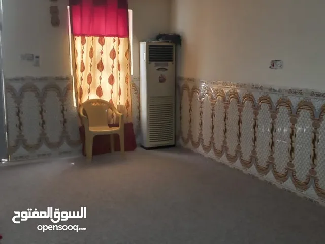 بيت للبيع  / العنوان بصره زبير نهاية مزرعة النائب علي شداد الفارس