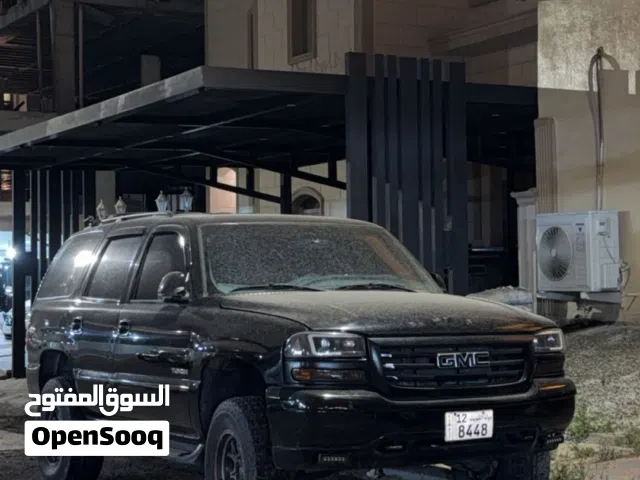2002 جي إم سي يوكن Standard
