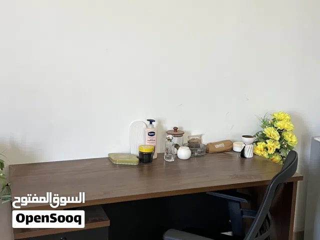 مكتب للبيع