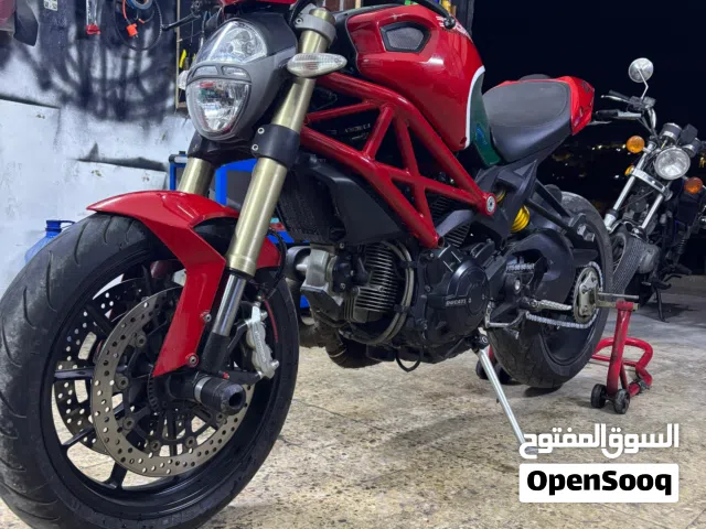 بوغاتي 1100 ايفو