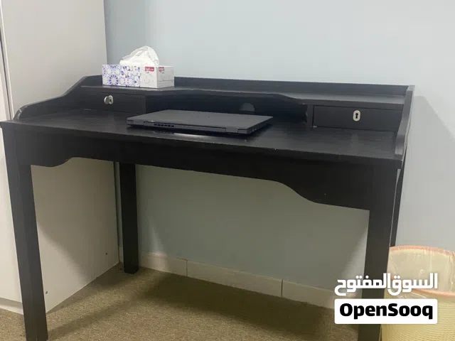 مكتب لون اسود فخم -ايكيا