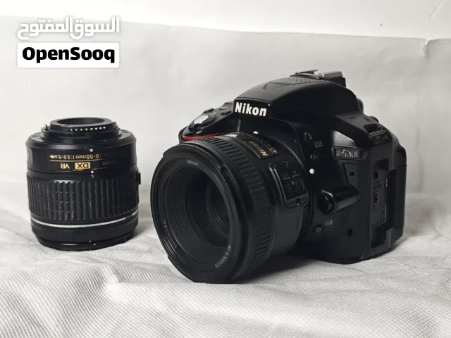 كاميرا نيكون d5300 وستاند احادي بسعر 425 الف وبي مجال + عدسة 18-55 + عدسة 50 ملم 1.8/f
