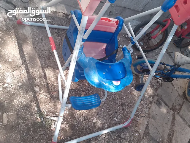 موجود مرجيحه اطفال وعربايه جر اطفال