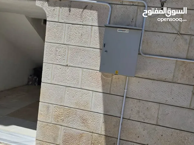 اخصائيين  تركيب نقاط شحن السيارات الكهربائية و مستلزماتها تركيب نقاط شحن كهرباء 16امبير - 32 امبير