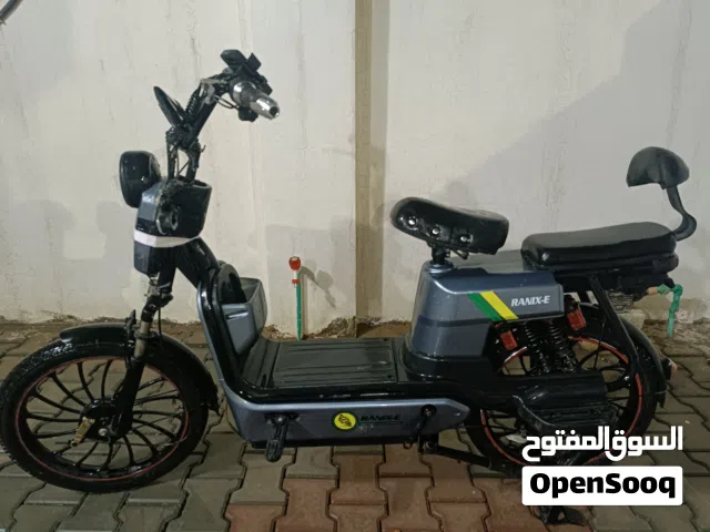 دراجة كهربائية للبيع