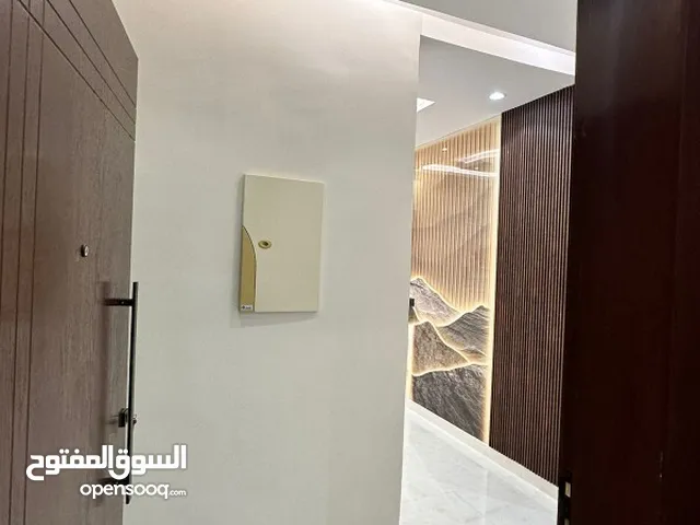 180m2 5 Bedrooms Apartments for Sale in Jeddah Al Marikh
