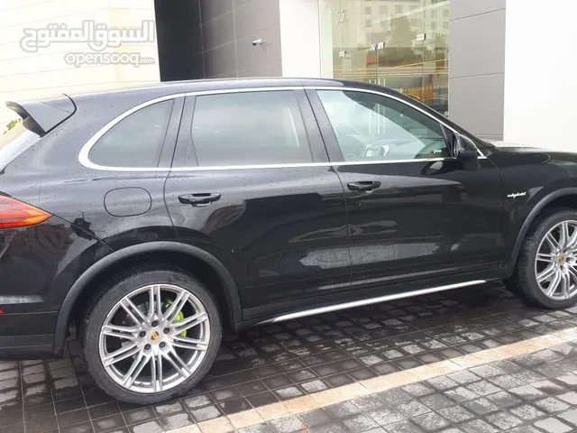 Used Porsche Cayenne in Amman