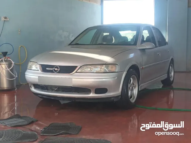Used Opel Vectra in Nablus