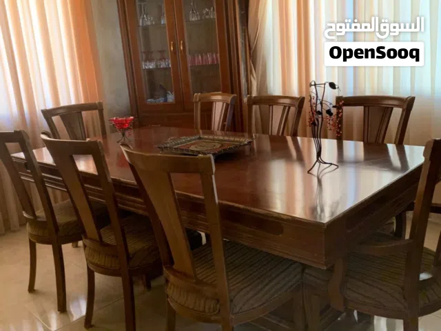 غرفة ضيوف مع سفرة للبيع