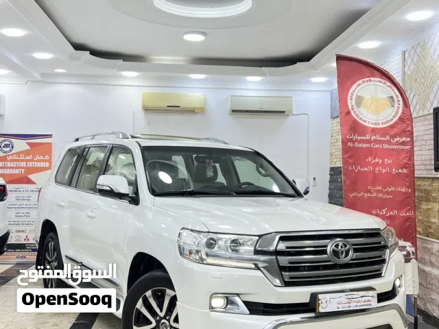2016 Toyota Land Cruiser EXR