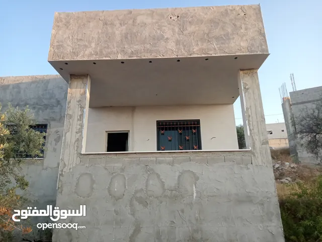 165 m2 3 Bedrooms Townhouse for Sale in Ramallah and Al-Bireh Qibya