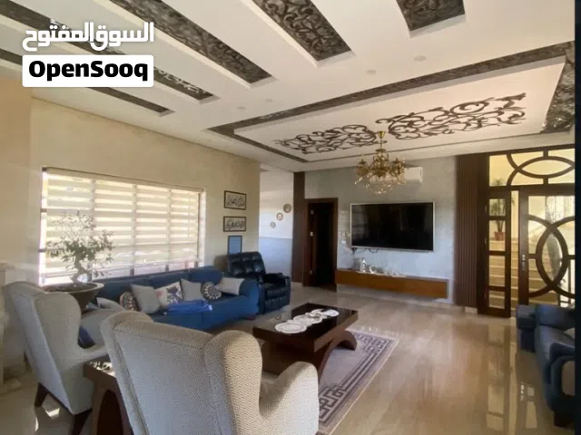 2 Bedrooms Chalet for Rent in Salt A'llan