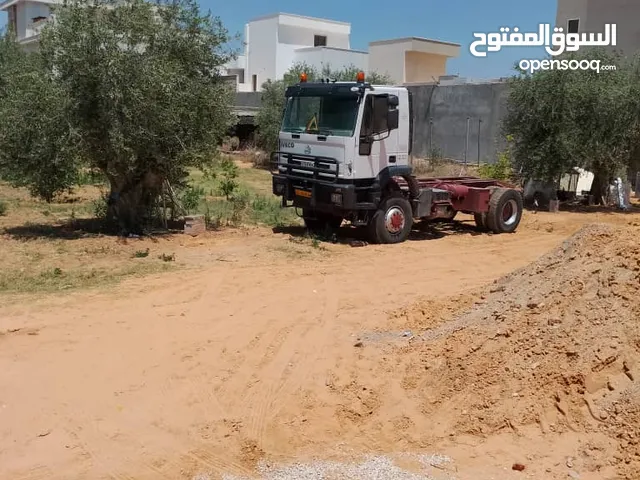 شاحنة افيكو رباعية  صحراوية