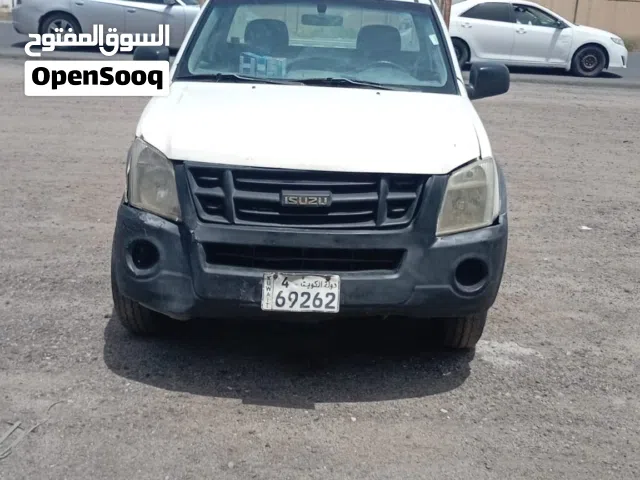 2010 ايسوزو D-ماكس GT