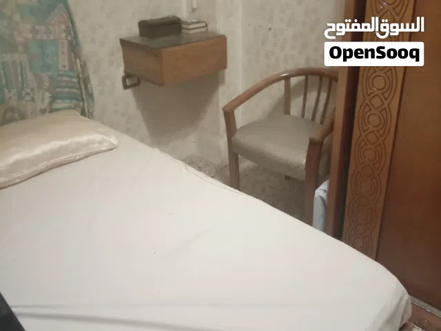 سرير مفرد ونص  غرفة نوم مع فرشة جديدة للبيع