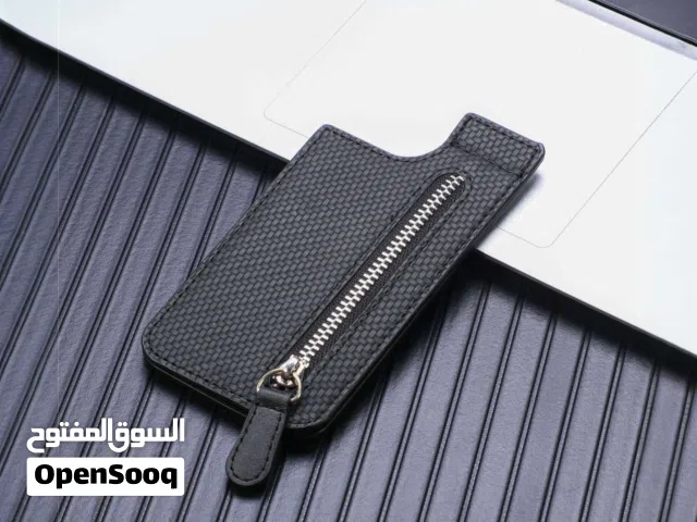 حفظ البطاقات البنكية والهوية في ظهر الهاتف بشكل آمن وسهل الوصول