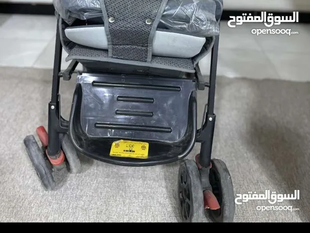 عربانه توؤم. نضيفه كلش ومابيها اي كسر