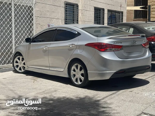 Used Hyundai Avante in Amman