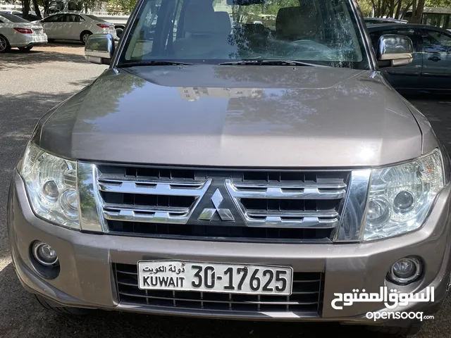 Used Mitsubishi Pajero in Al Ahmadi