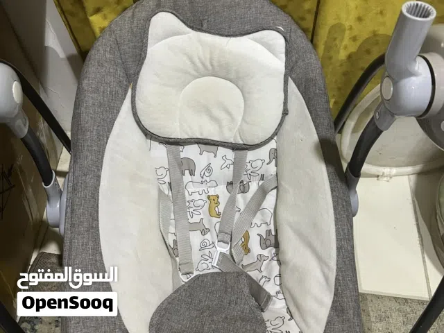 كرسي أطفال نضيف مافيه شي