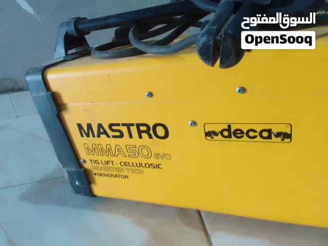 مكينة لحام إيطالية