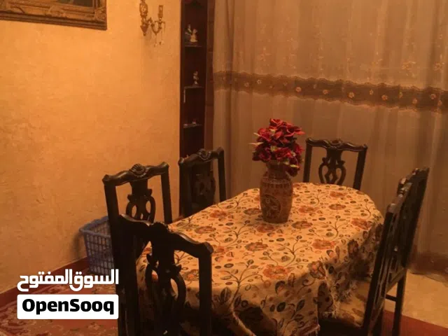 شقة للايجار مفروشه بالكامل  سكن هادى جدا  وراقى  اول  الهرم  . غرفتين ورييبشن حمام ومطبخ تشطيب وفرش