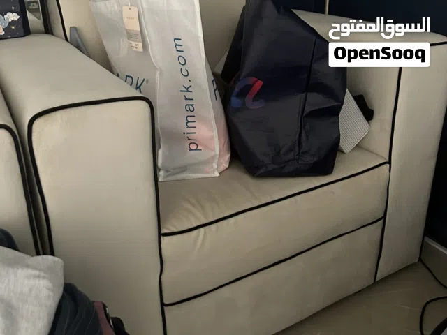 عدد 2 كنبه لشخص بذراعين