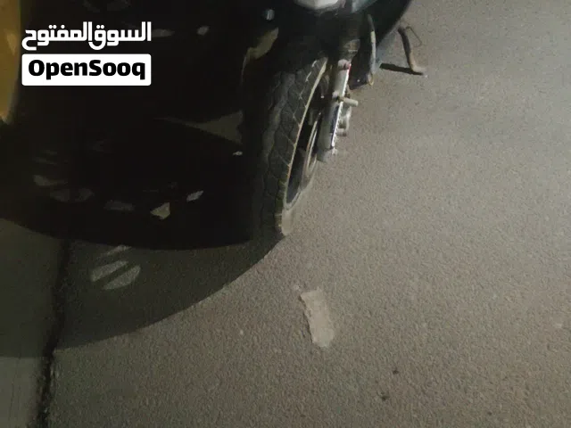 السلام عليكم شباب عندي دراجه ناريه نضيف محرك ما فتوح سعر عل خاص اني خدمي