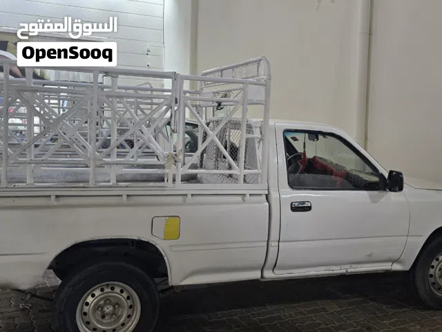 1996 تويوتا هيلوكس Standard