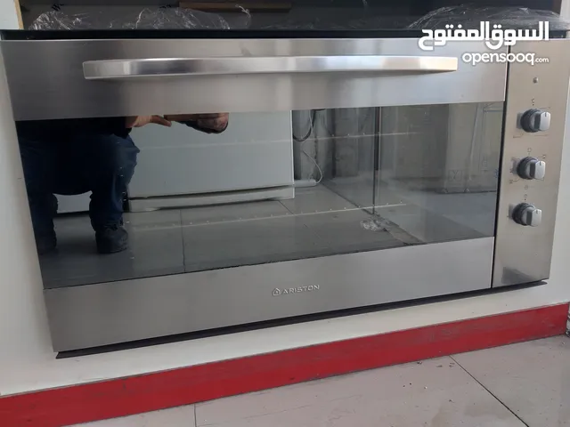 فرن بلد ان كهرباء نوع ارستون إيطالي حجم 90×50 لون سلفر مستخدم بحاله ممتازه ومكفول