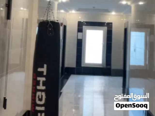 للبيع كيس ملاكمه 75kg + الستاند حامل للكيس