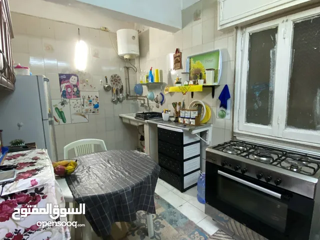 شقة في الدور السادس للبيع