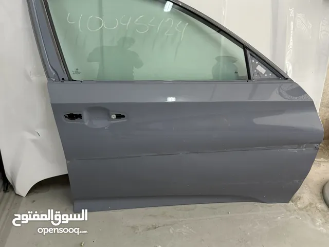 أبواب هوندا اكورد سبورت 2022 لون اسمنتي