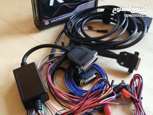 جهاز فحص السيارات و الشاحنات