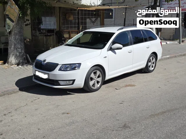 سكودا اوكتافيا 2015