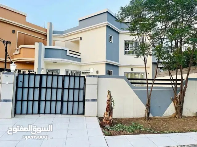 150m2 5 Bedrooms Townhouse for Sale in Baghdad Tunis