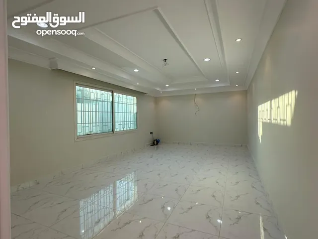 220 m2 3 Bedrooms Apartments for Rent in Al Riyadh Al Malqa