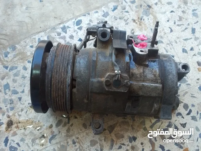 كمبرسوري تيوتا تندرا محرك 35 أو 47 قابل لنقاش
