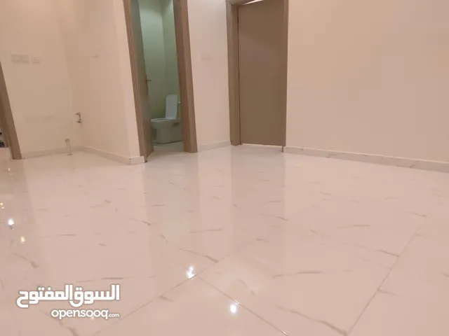 متاح شقه للايجار